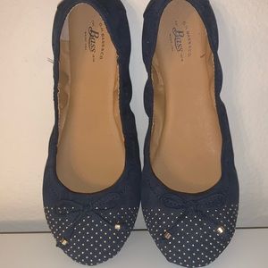 GH Bass ballet flat